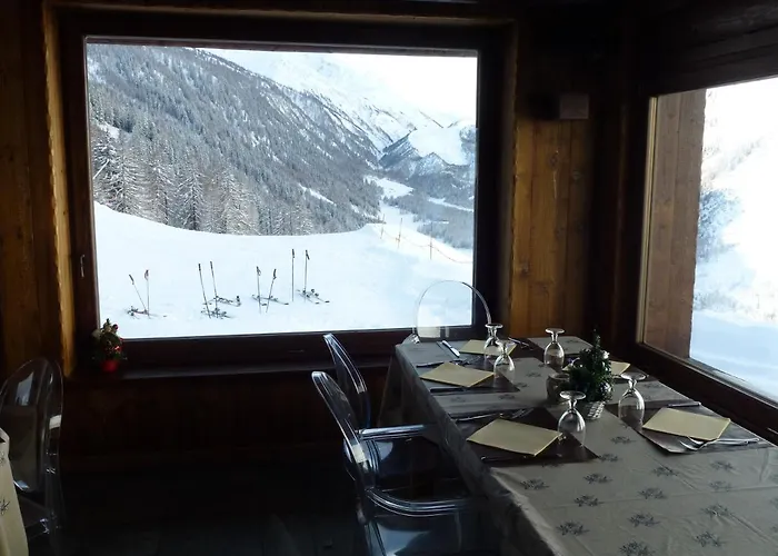 Il Refuge Cir 119 * 쿠르마예